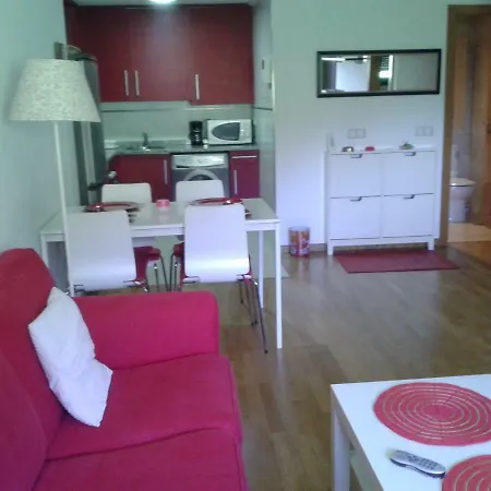 Ferienwohnung Torre De La Fuente Aprtovistas Piscina Parking Oviédo Exterior foto